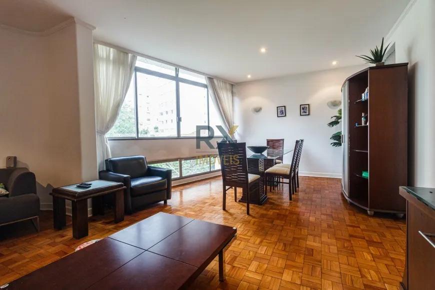 Foto 1 de Apartamento com 3 Quartos para venda ou aluguel, 180m² em Higienópolis, São Paulo