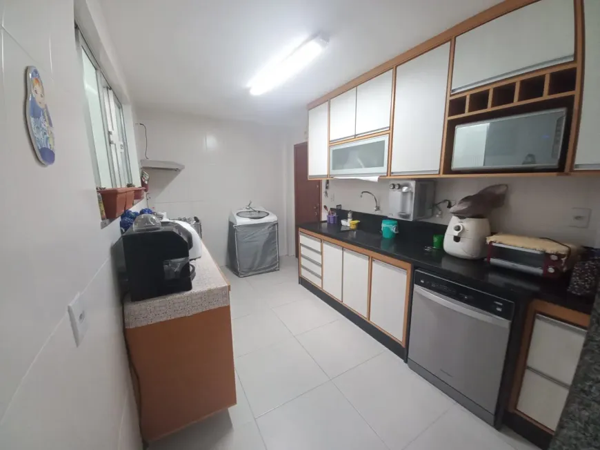 Foto 1 de Apartamento com 3 Quartos à venda, 70m² em Ilha do Governador, Rio de Janeiro
