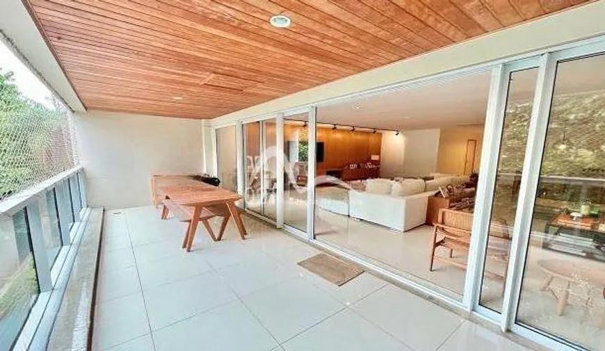 Foto 1 de Apartamento com 4 Quartos à venda, 355m² em Jardim Botânico, Rio de Janeiro