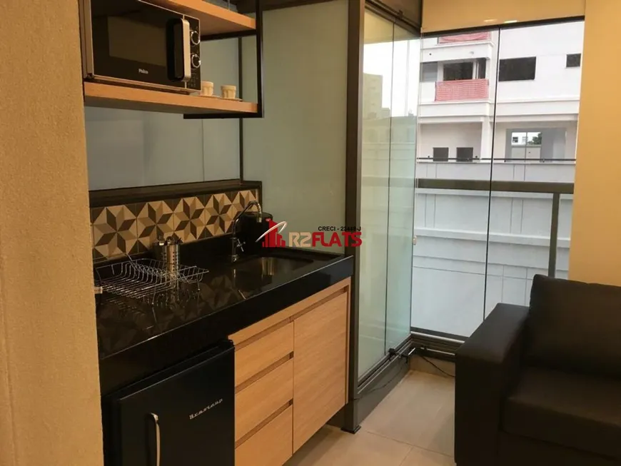 Foto 1 de Flat com 1 Quarto para alugar, 32m² em Vila Cordeiro, São Paulo