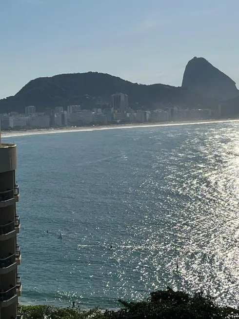 Foto 1 de Cobertura com 3 Quartos à venda, 196m² em Copacabana, Rio de Janeiro