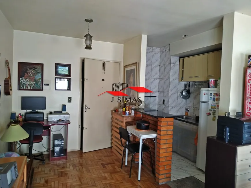 Foto 1 de Kitnet com 1 Quarto à venda, 27m² em Jardim Leopoldina, Porto Alegre