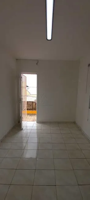 Foto 1 de Sala Comercial para alugar, 10m² em Jardim Maria Rosa, Taboão da Serra