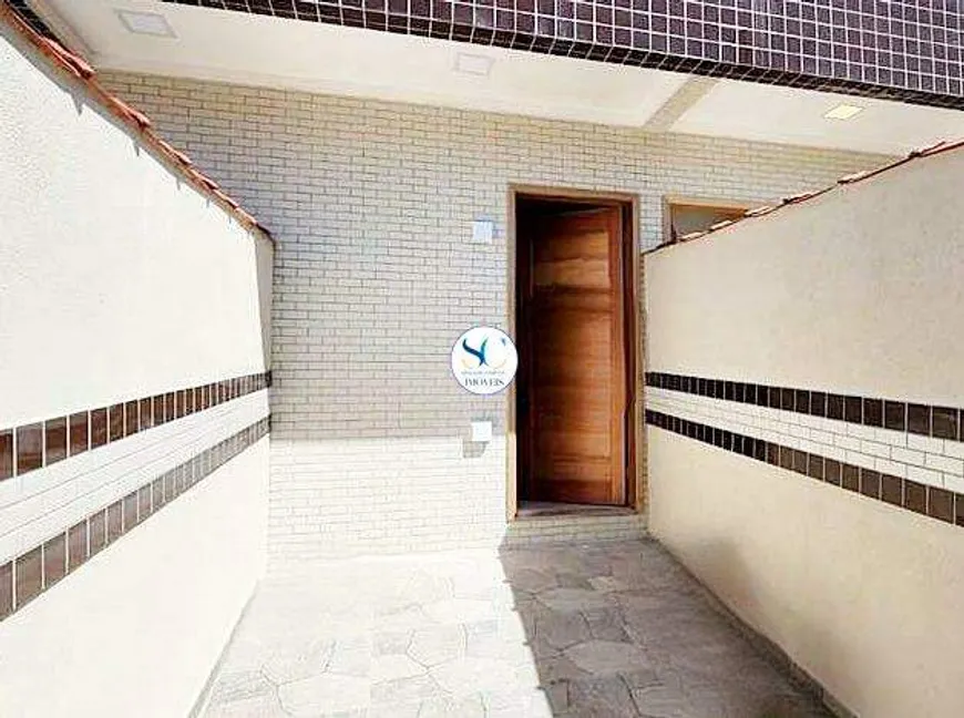 Foto 1 de Casa com 2 Quartos à venda, 65m² em Castelo, Santos