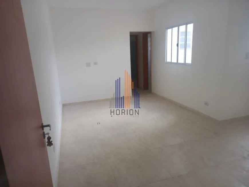 Foto 1 de Apartamento com 2 Quartos à venda, 45m² em Jardim Guarara, Santo André