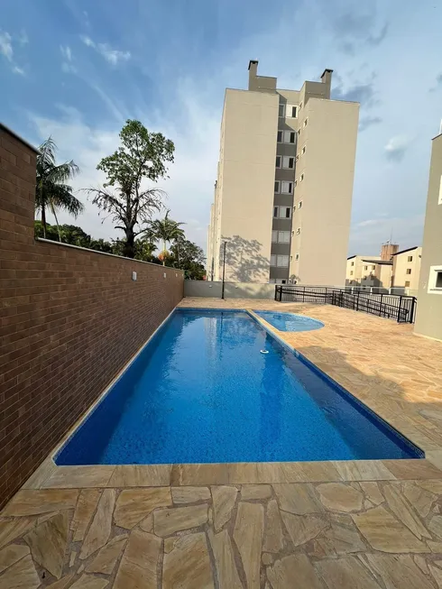 Foto 1 de Apartamento com 3 Quartos à venda, 62m² em Parque Jamaica, Londrina
