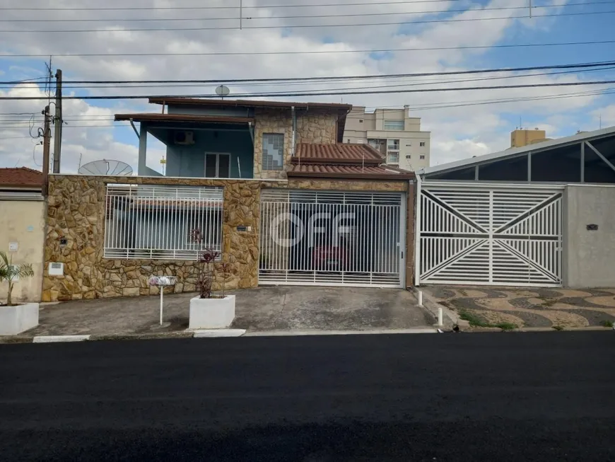 Foto 1 de Sobrado com 4 Quartos à venda, 257m² em Jardim Paulicéia, Campinas