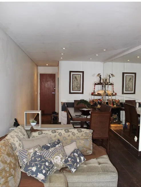 Foto 1 de Apartamento com 3 Quartos à venda, 75m² em Santa Cecília, São Paulo
