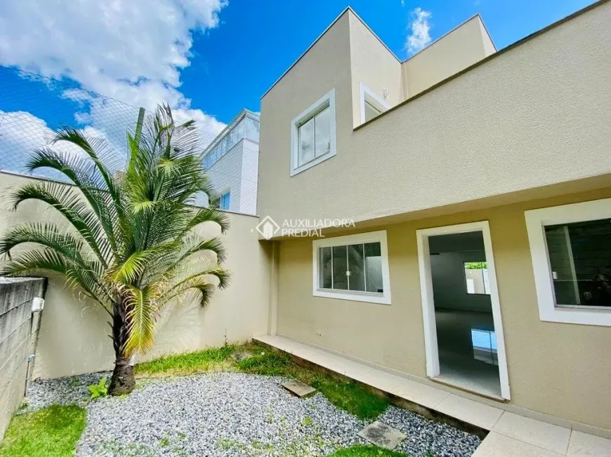 Foto 1 de Casa com 3 Quartos à venda, 176m² em Praia dos Amores, Balneário Camboriú