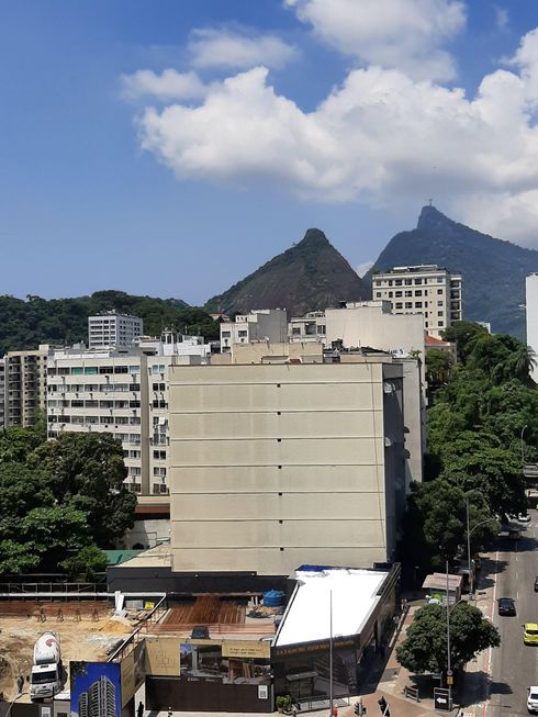 Foto 1 de Apartamento com 3 Quartos para alugar, 100m² em Laranjeiras, Rio de Janeiro