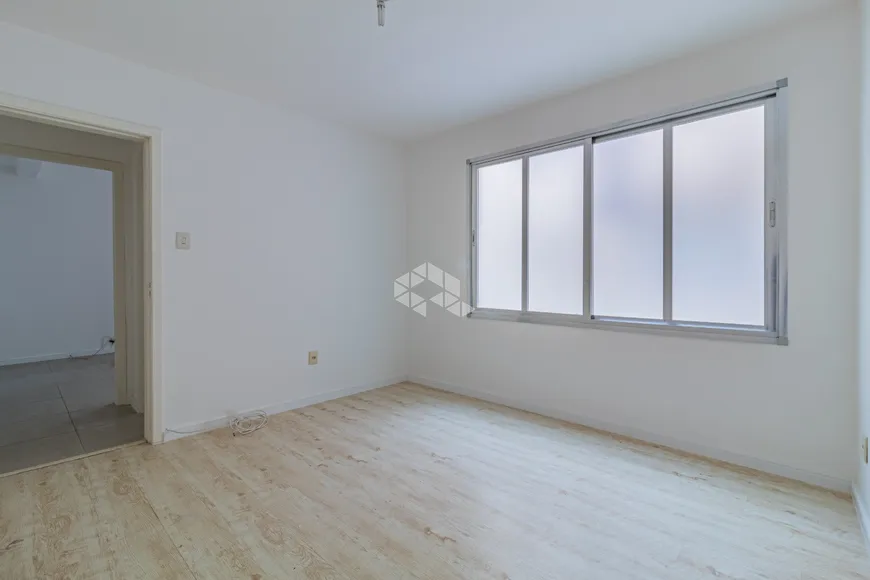 Foto 1 de Apartamento com 1 Quarto à venda, 32m² em São Geraldo, Porto Alegre