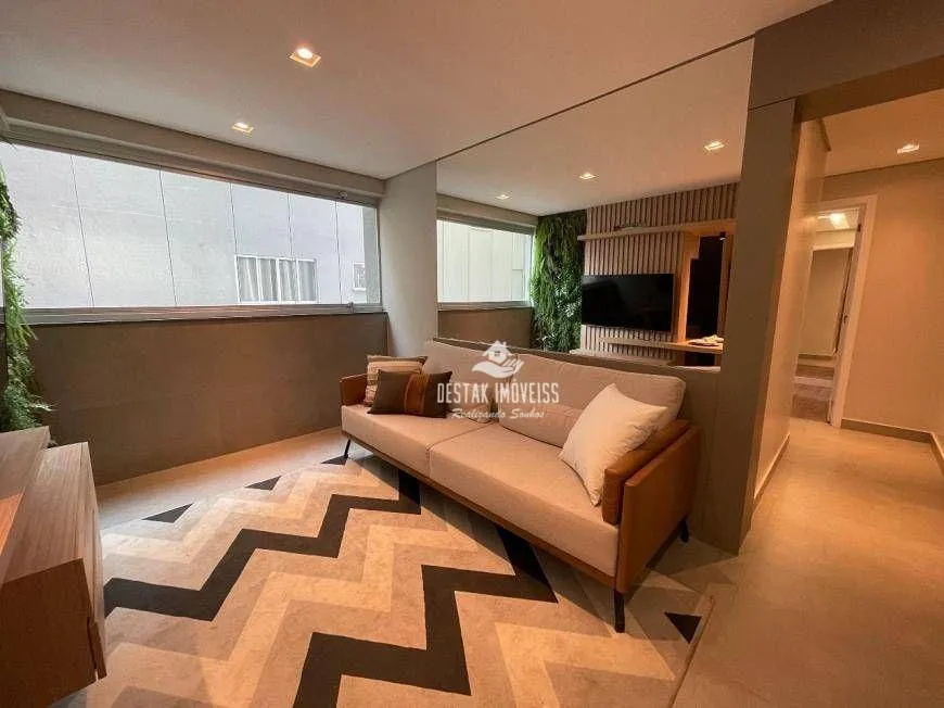 Foto 1 de Apartamento com 2 Quartos à venda, 74m² em Savassi, Belo Horizonte