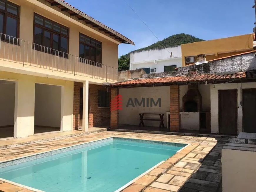 Foto 1 de Casa com 8 Quartos à venda, 500m² em Cafubá, Niterói