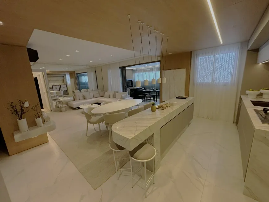 Foto 1 de Apartamento com 3 Quartos à venda, 155m² em Água Verde, Curitiba