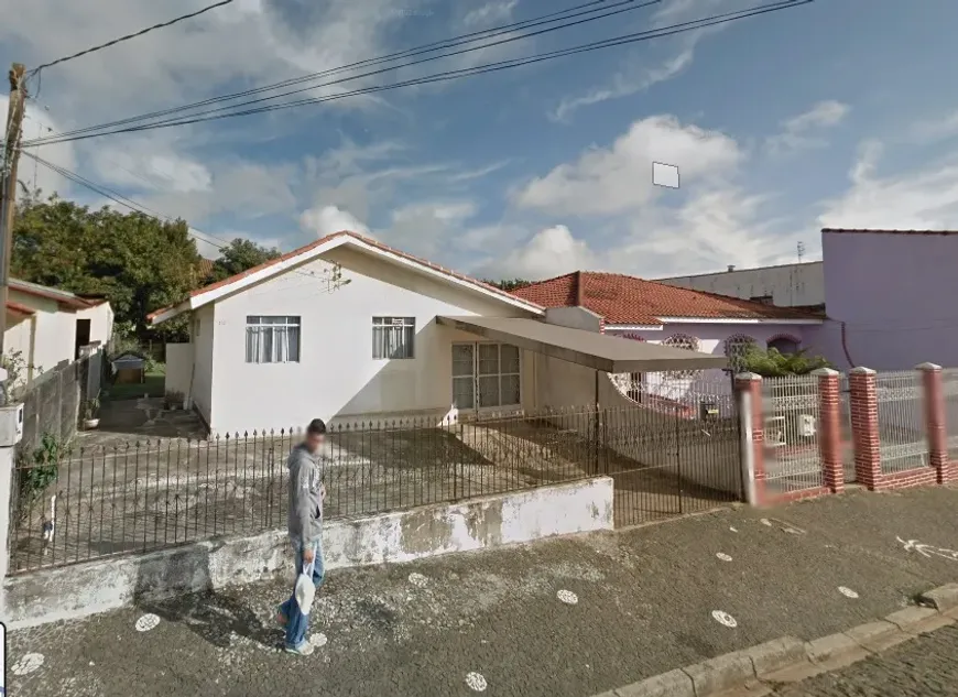 Foto 1 de Casa com 2 Quartos para alugar, 60m² em Contorno, Ponta Grossa