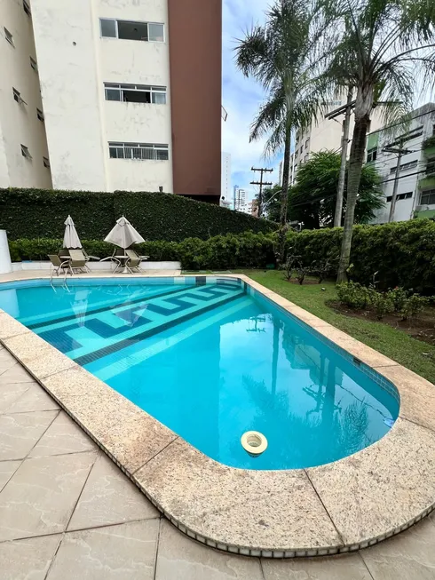 Foto 1 de Apartamento com 4 Quartos à venda, 180m² em Jardim Apipema, Salvador