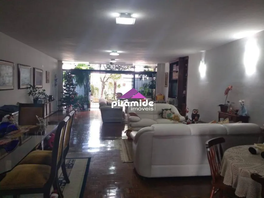 Foto 1 de Casa com 3 Quartos à venda, 250m² em Jardim Esplanada II, São José dos Campos