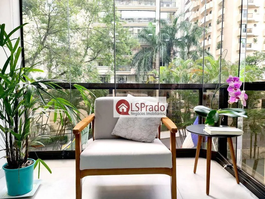 Foto 1 de Apartamento com 2 Quartos à venda, 62m² em Jardim América, São Paulo