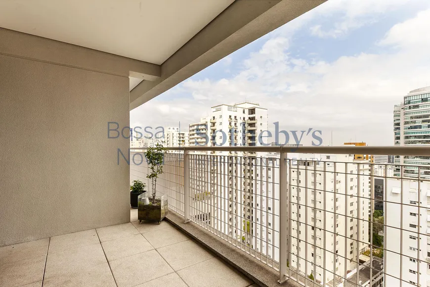 Foto 1 de Apartamento com 2 Quartos à venda, 128m² em Jardim Paulista, São Paulo
