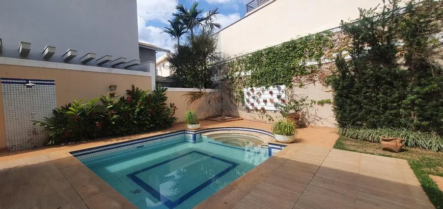 Foto 1 de Casa de Condomínio com 4 Quartos à venda, 389m² em Bairro das Palmeiras, Campinas