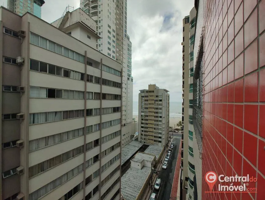 Foto 1 de Apartamento com 3 Quartos à venda, 150m² em Centro, Balneário Camboriú