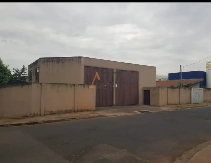 Foto 1 de Ponto Comercial à venda, 306m² em Minidistrito Adail Vetorasso, São José do Rio Preto