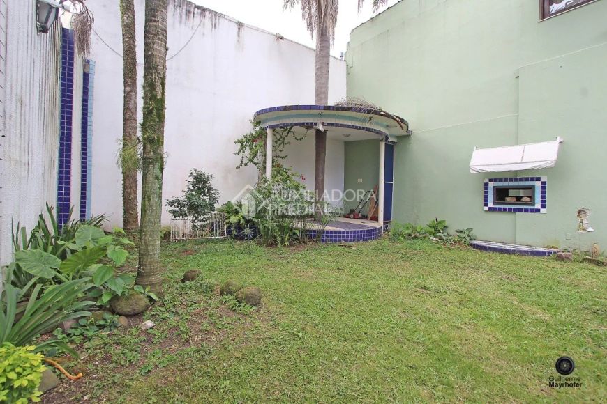 Casa na Rua Guilherme Alves, 1547, Partenon em Porto Alegre, por R$  1.500.000 - Viva Real