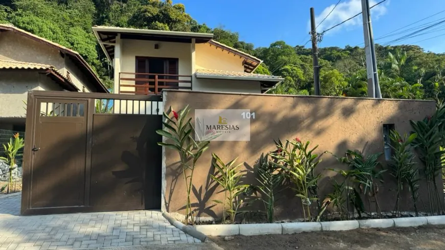 Foto 1 de Sobrado com 3 Quartos à venda, 140m² em Boiçucanga, São Sebastião