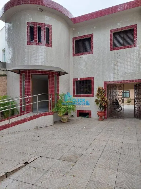 Foto 1 de Imóvel Comercial com 4 Quartos para alugar, 300m² em Encruzilhada, Santos