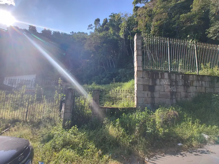 Foto 1 de Lote/Terreno à venda, 1000m² em Nogueira, Petrópolis