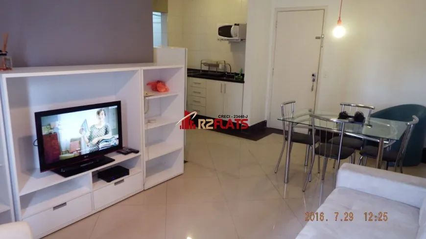 Foto 1 de Flat com 1 Quarto para alugar, 42m² em Itaim Bibi, São Paulo