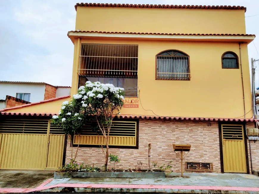 Foto 1 de Casa com 5 Quartos à venda, 350m² em Serra Dourada II, Serra