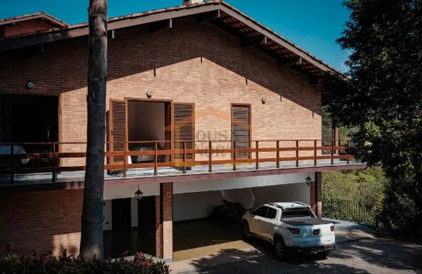 Foto 1 de Casa com 4 Quartos à venda, 650m² em Parque Petrópolis, Mairiporã