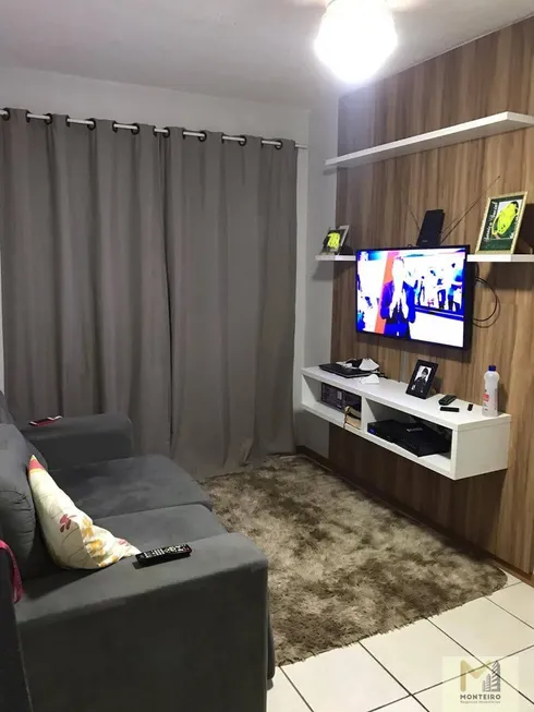 Foto 1 de Apartamento com 2 Quartos à venda, 42m² em Centro Sul, Várzea Grande