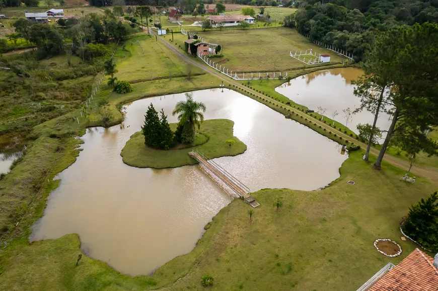 Foto 1 de Fazenda/Sítio com 3 Quartos à venda, 300m² em Zona Rural, Tijucas do Sul