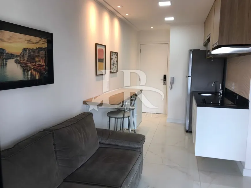 Foto 1 de Flat com 1 Quarto para alugar, 37m² em Campo Belo, São Paulo