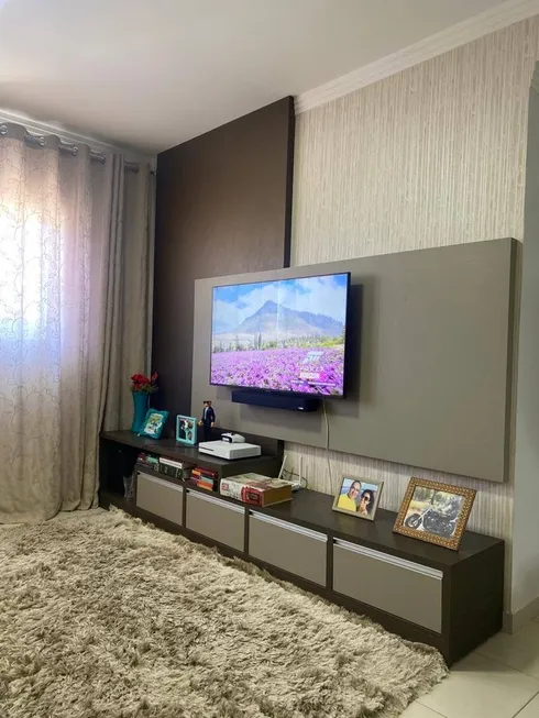 Foto 1 de Apartamento com 3 Quartos à venda, 80m² em Chácaras Colorado, Anápolis