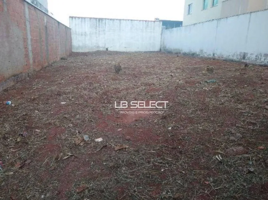 Foto 1 de Lote/Terreno à venda, 360m² em Santa Mônica, Uberlândia