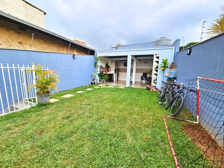 Foto 1 de Casa com 3 Quartos à venda, 139m² em Santa Mônica, Belo Horizonte