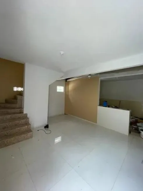 Foto 1 de Casa com 2 Quartos à venda, 80m² em Vila Laura, Salvador