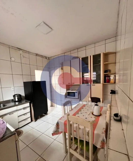 Foto 1 de Casa com 2 Quartos à venda, 65m² em Jardim Claret, Rio Claro
