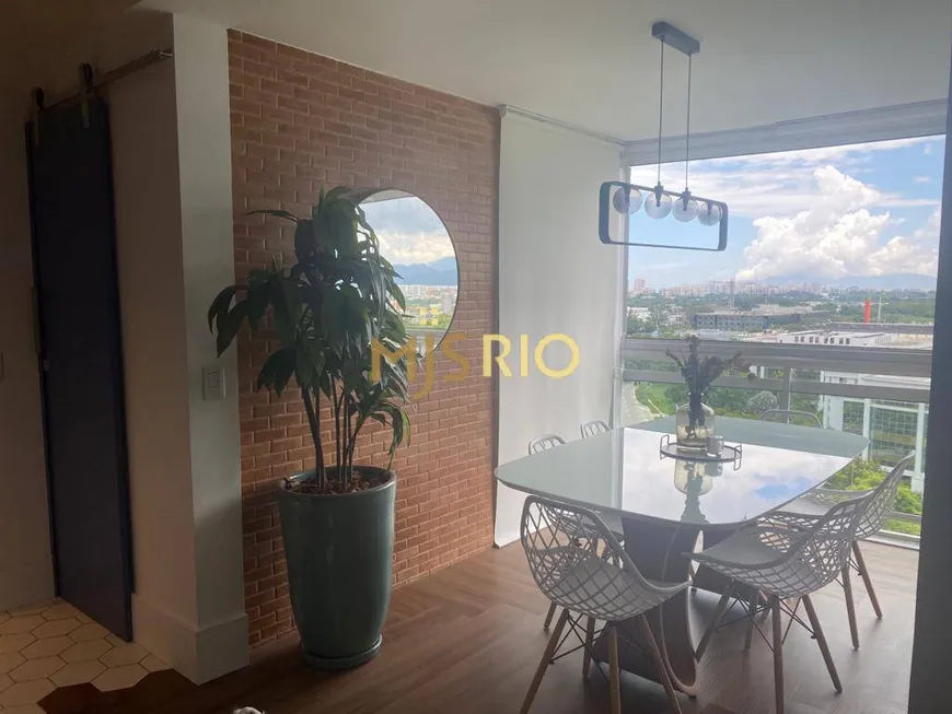 Foto 1 de Apartamento com 3 Quartos à venda, 100m² em Barra da Tijuca, Rio de Janeiro