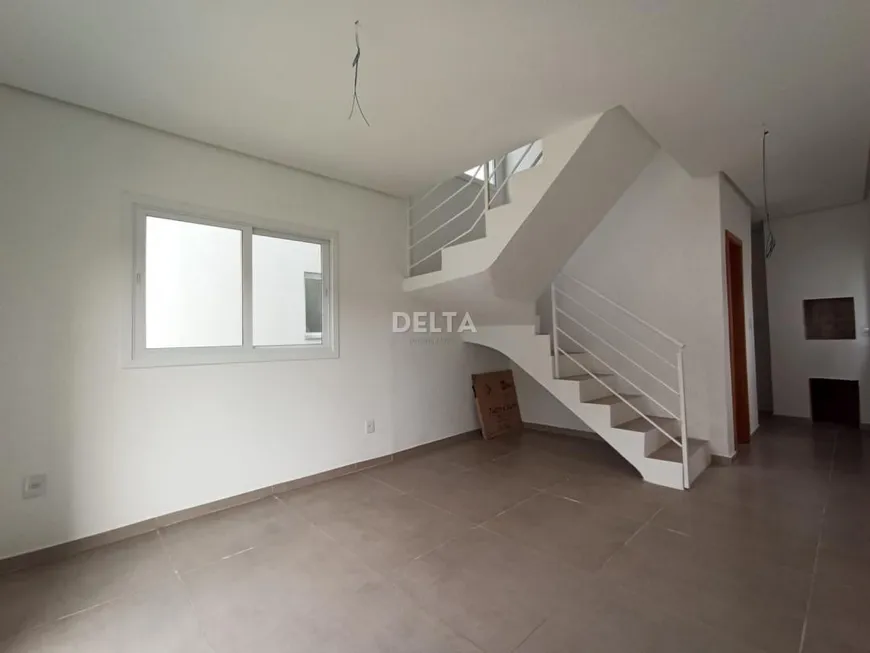 Foto 1 de Casa com 2 Quartos à venda, 62m² em Canudos, Novo Hamburgo