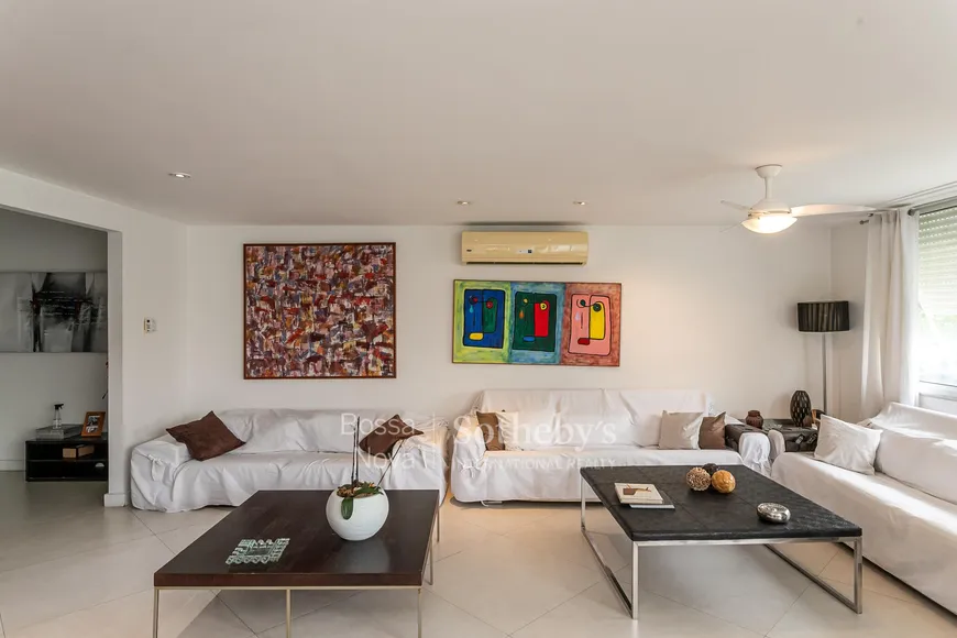 Foto 1 de Apartamento com 3 Quartos para alugar, 260m² em Ipanema, Rio de Janeiro