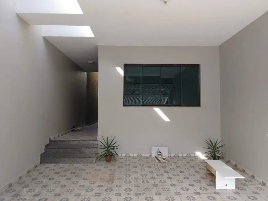 Foto 1 de Sobrado com 3 Quartos para alugar, 174m² em Jardim Têxtil, São Paulo