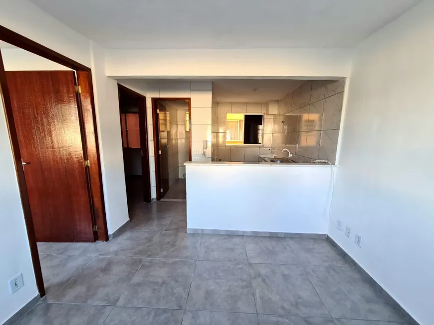 Foto 1 de Apartamento com 2 Quartos à venda, 42m² em Rancho Novo, Nova Iguaçu