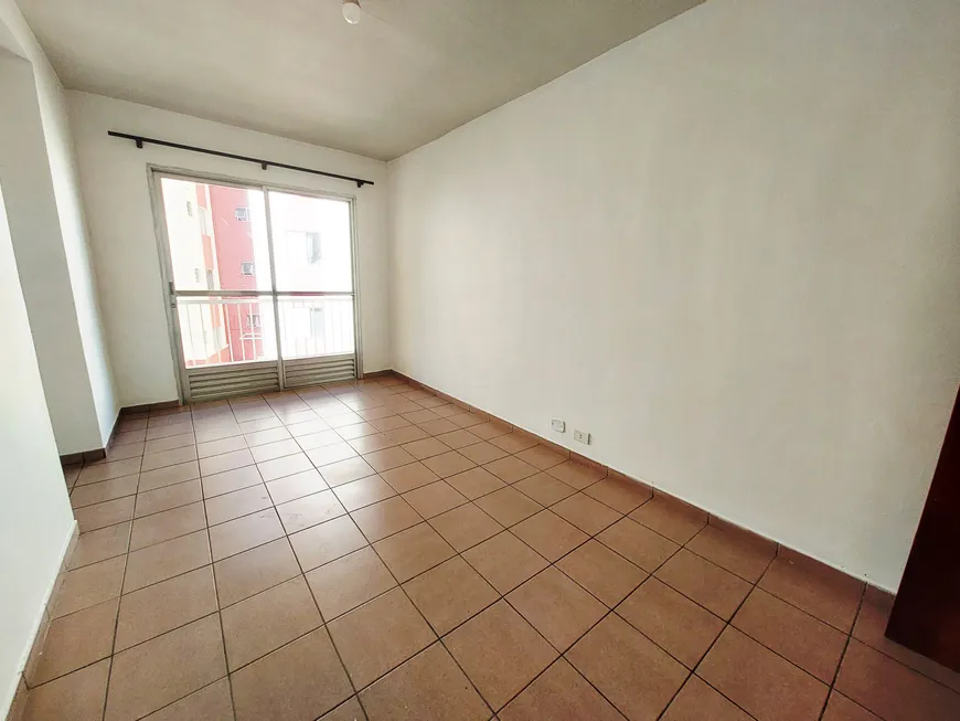 Foto 1 de Apartamento com 2 Quartos para alugar, 68m² em Granja Viana, Cotia
