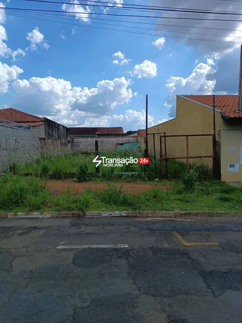 Foto 1 de Lote/Terreno à venda, 250m² em Vila Exposição, Franca