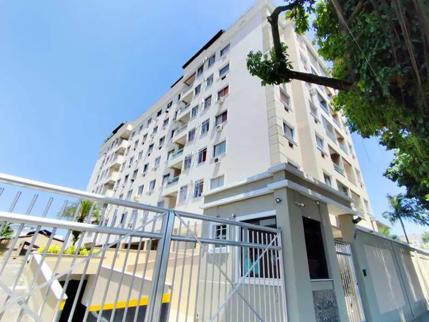 Foto 1 de Apartamento com 3 Quartos à venda, 72m² em Taquara, Rio de Janeiro