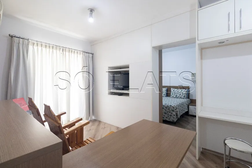 Foto 1 de Flat com 1 Quarto à venda, 51m² em Cerqueira César, São Paulo